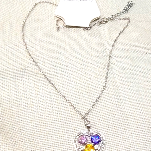 Necklace - Picture 4 of 13